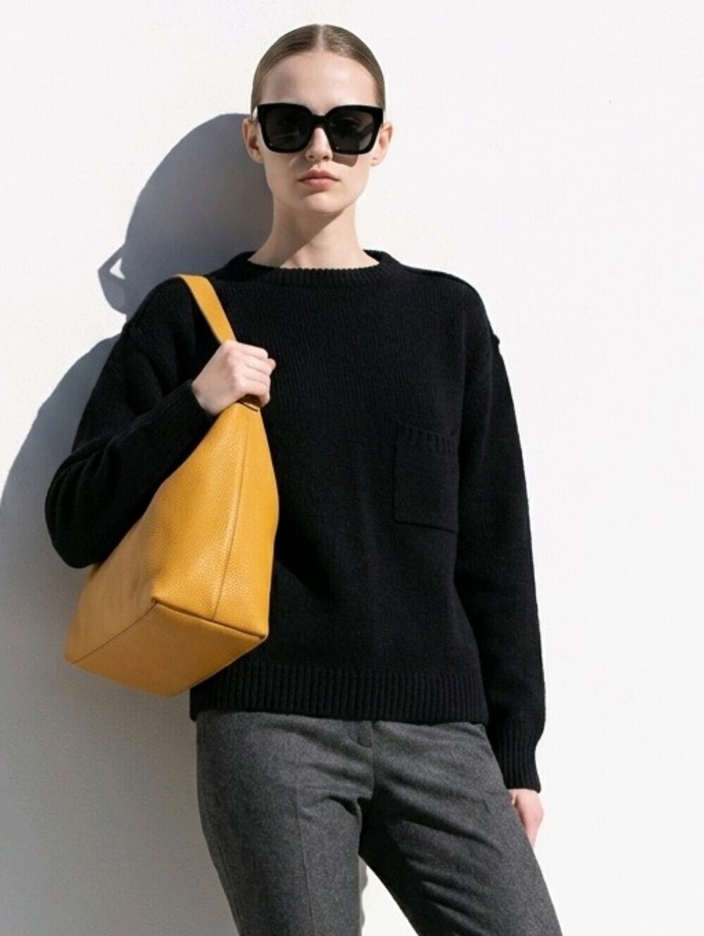 Talbots Vintage Black Wool Crew Neck Sweater Size Medium